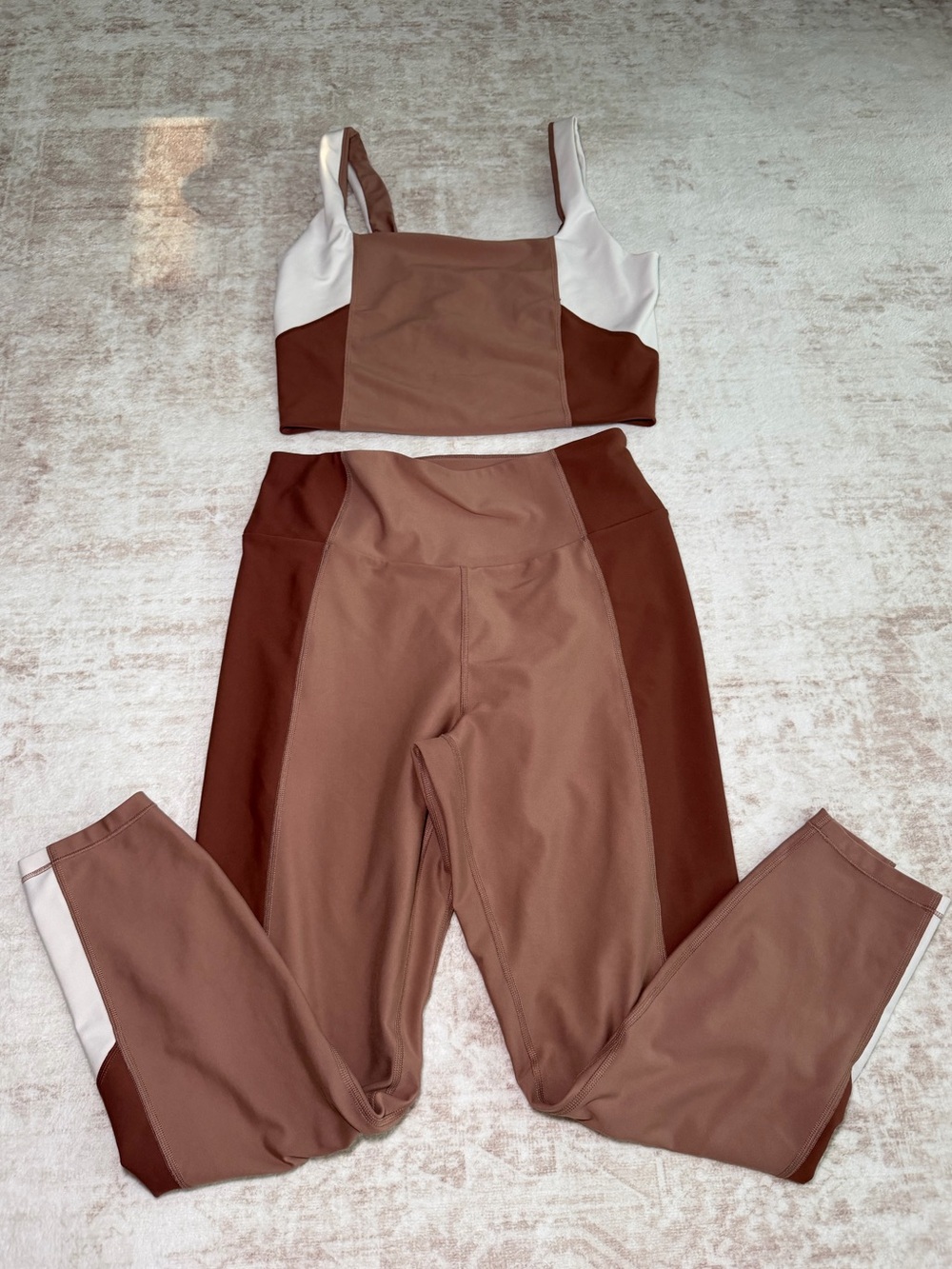 Abercrombie YPB sculptLUX Colorblock Sports Bra Size L & Leggings Size XL Set